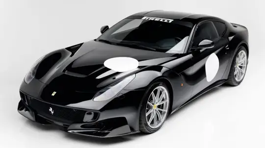 Необычный Ferrari оказался слишком медленным даже для коллекционеров