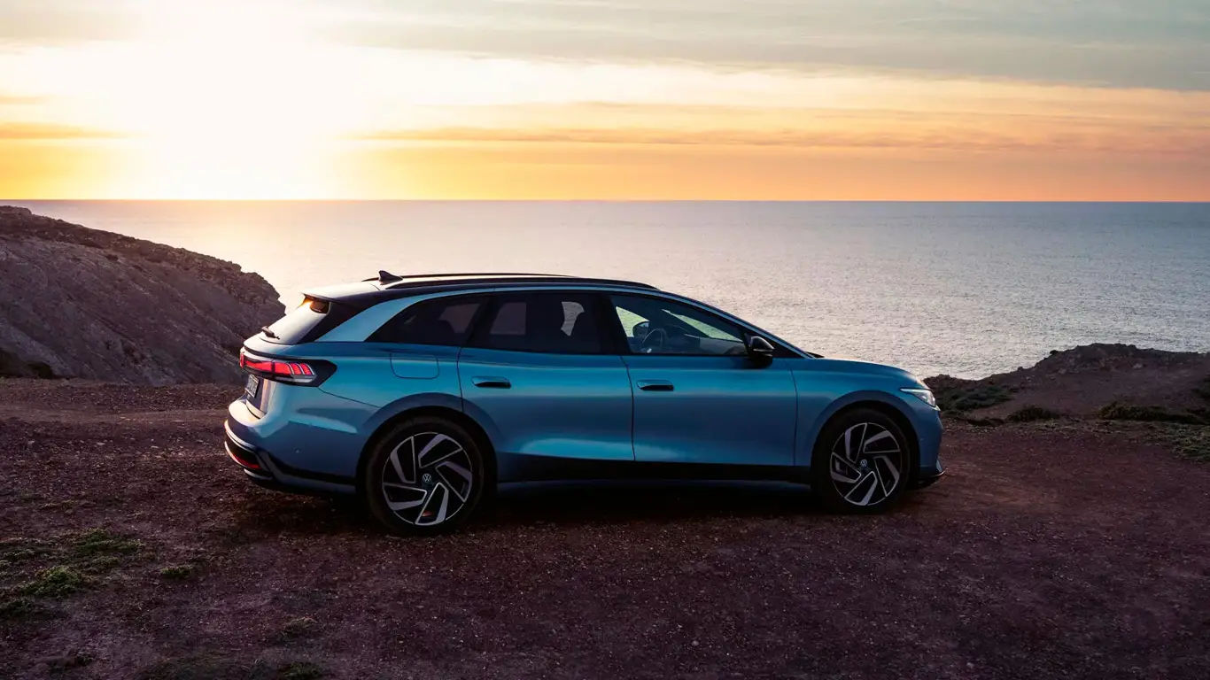 Volkswagen ID.7 Tourer: грузите больше, едем на дальняк