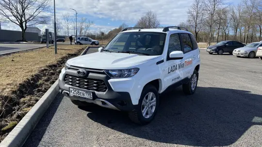 Попутчица в комплекте с LADA Niva Travel: теперь в дороге будет не скучно