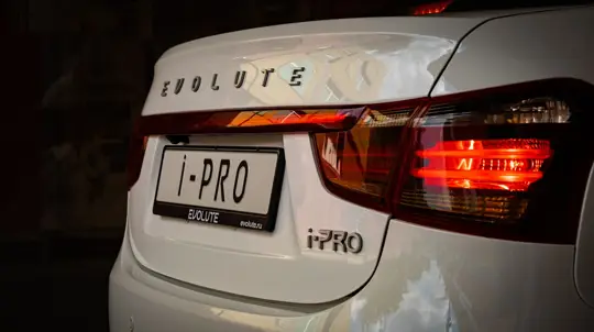 Липецкий производитель электромобилей представил новый гибридный паркетник: характеристики и цена модели Evolute i-Space