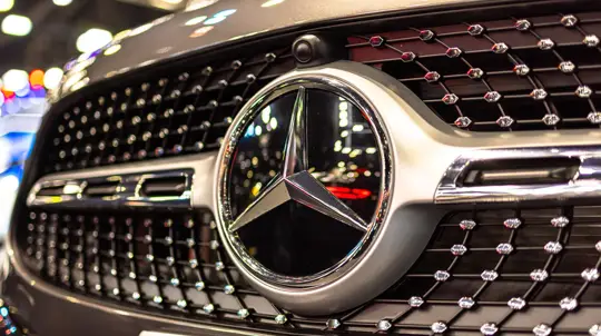 Российский завод Mercedes возобновит работу и будет производить китайские автомобили