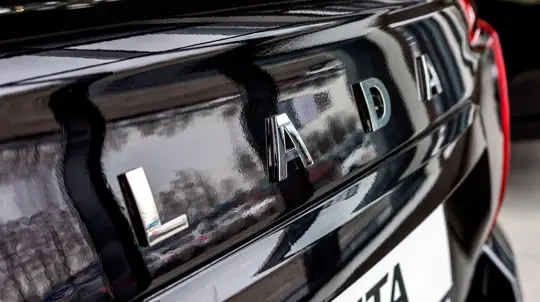 Раскрыта цена самой дорогой версии Lada Vesta Sportline