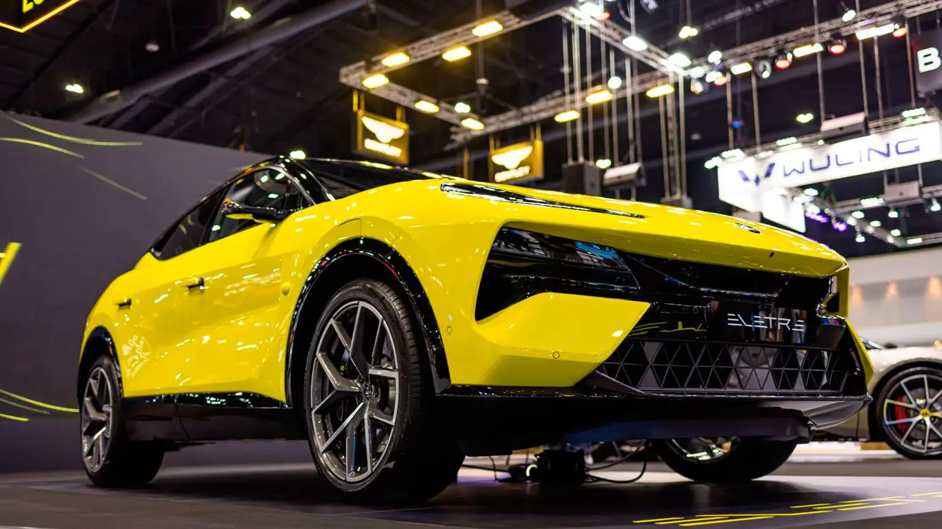 Lotus меняет вектор: от спорткаров к электричеству под новым руководством