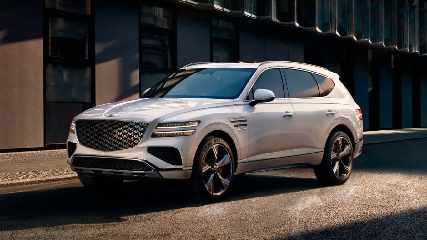 Ваш ход, конкуренты: главный соперник BMW X5 от Genesis поднимает ставки