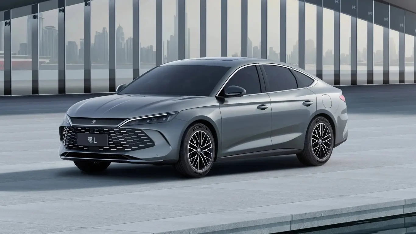 Дракон с большим сердцем: в Китае в продаже появится модель, дешевле LADA Vesta