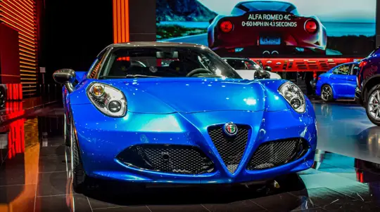 Автомобили Alfa Romeo лишатся своей главной фишки: их будет практически не узнать