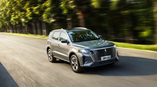 В России объявлен старт продаж китайских кроссоверов Livan за 2,59 млн рублей