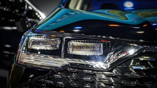 В Москве дебютировал концепт российского суперкара Rossa