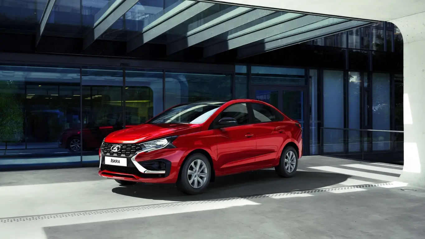 Раскрыт главный секрет новой LADA Iskra: автомобиль оказался плагиатом