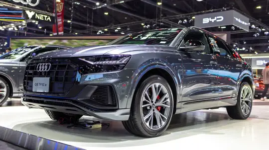 Дорого-богато: как санкции сказались на богатых автолюбителях