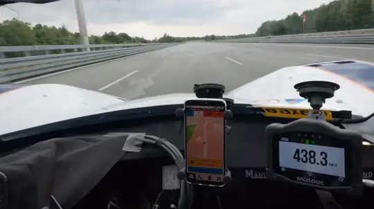 Мир чествует нового рекордсмена: этот электрокар задрал планку максимальной скорости