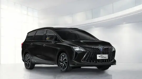 Настоящая яхта в мире минивэнов: эта новинка для России затмит Toyota Alphard