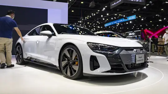 Тормозам электрокаров Audi e-tron GT лучше не слишком доверять