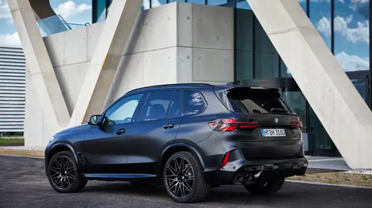 36 тыс. рублей за 1 л.с. мощности: самый заряженный баварец вернулся в Россию