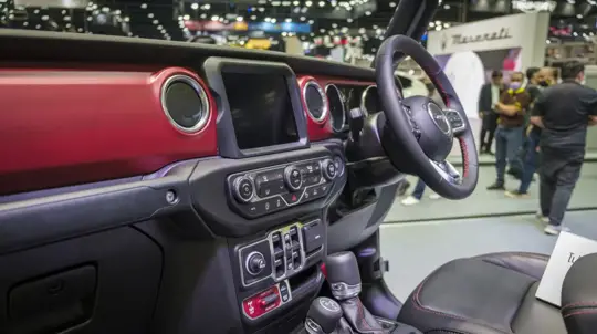 Как в России купить надежный кроссовер с пробегом и не переплатить: назван способ