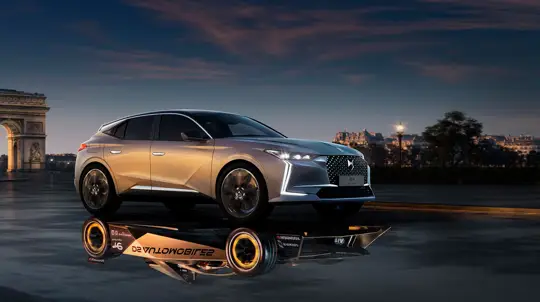 DS 4: «хайповый» гибрид с экстравагантными штучками