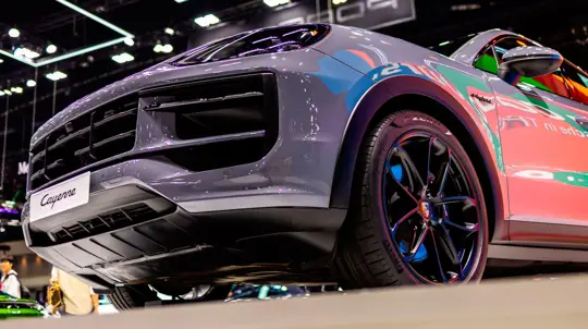 Следующий электрический Porsche Cayenne выпустит Apple