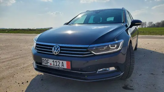 Выгода на лицо: почему россияне выбирают подержанные BMW и Mercedes из Европы