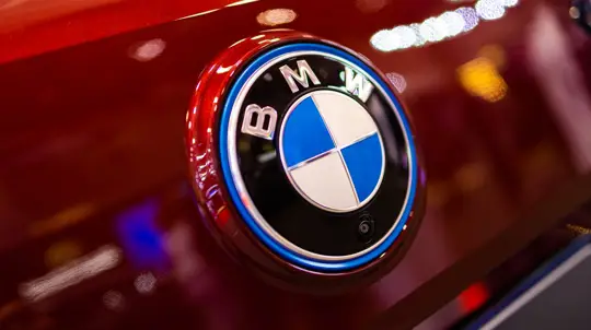 BMW прячет внутри своих автомобилей «взрывной» сюрприз