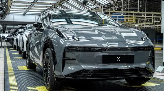 Родина на втором месте: китайская Zeekr запустила продажи нового электрокросса на домашнем рынке