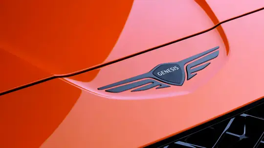 Genesis готовит премиальный электрокар с огоньком