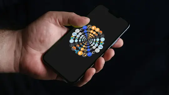 Ferrari теперь можно купить анонимно: новая лазейка для богатых россиян