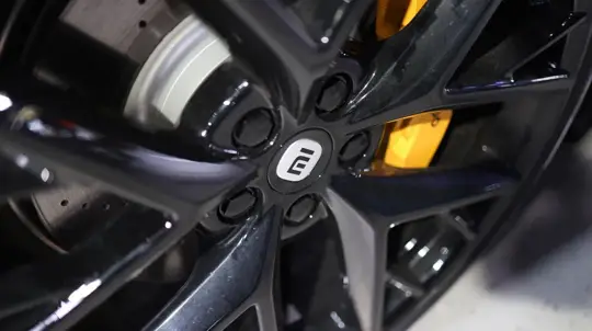 Xiaomi привезла в Россию что-то новенькое: представлен знаменитый электроседан