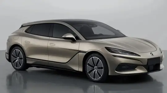 1000-сильный универсал, который заставит нервничать Porsche Taycan, уже выехал к дилерам