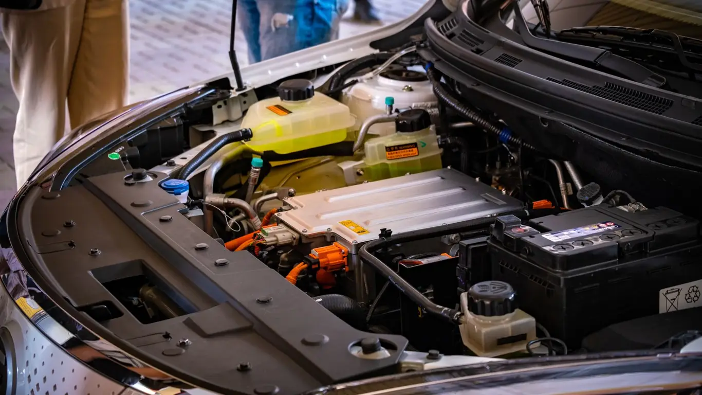 ДВС против электромобилей: последние победят совсем скоро