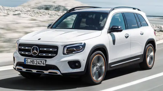 Самый большой из компактных и всего за 7 млн рублей: премиальный немец едет в Россию