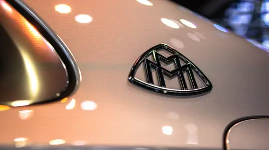 Один из восьми: уникальный Mercedes-Meybach продают в России