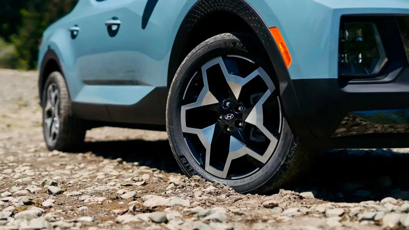 Hyundai в деле: как корейцы разобрали Cybertruck ради создания конкурента