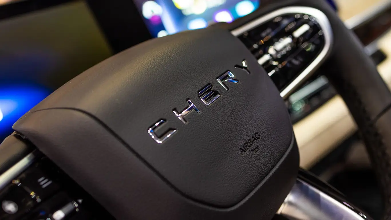 Клон Land Rover от Chery: компания готовится к продажам