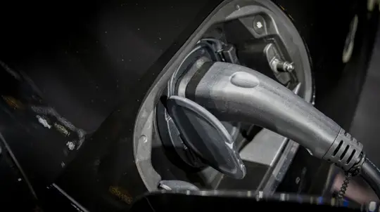 Ключевые аспекты проверки при покупке подержанного электромобиля