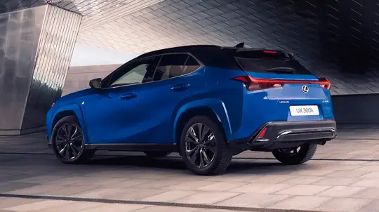Неожиданный сбой: новейшие кроссоверы Lexus могут остановиться посреди дороги