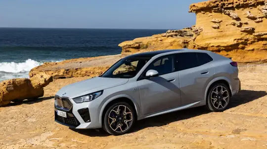 Возвращение блудного баварца: компакт от BMW стал мощнее и стоит всего 7,7 млн рублей