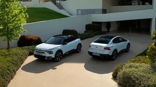 Citroen e-C4 безуспешно пытается вернуть себе популярность