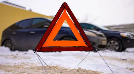 Дорогая невнимательность: россиян разводят на деньги премиальными машинами