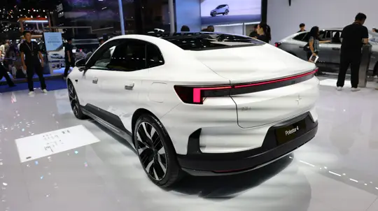 Шведы создали самый страшный кроссовер на свете: он не похож ни на одну модель в мире