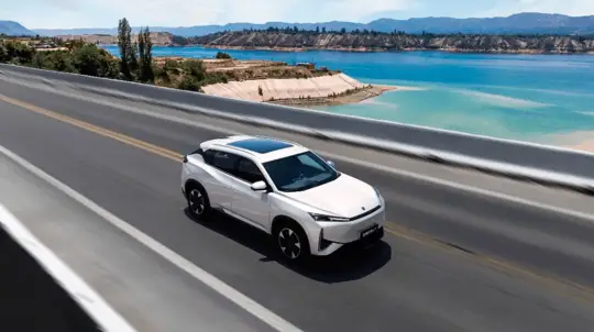 Еще одна новинка автосалона в Чэнду 2024: электрокар с запасом хода до 518 км