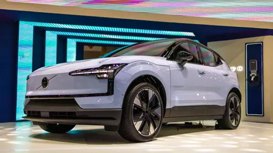 Volvo передумала продавать электромобили: компания сделала громкое заявление