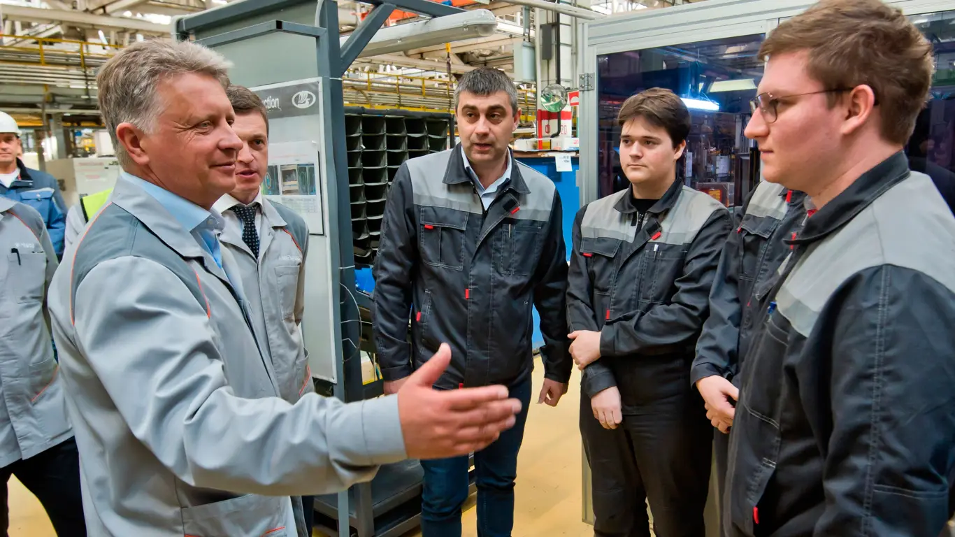 АВТОВАЗ нарастит производство LADA Vesta, но не сейчас