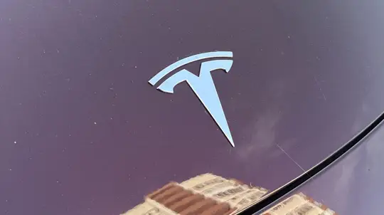 Электропикап Илона Маска стал более самостоятельным: долгожданную функцию наконец внедрили