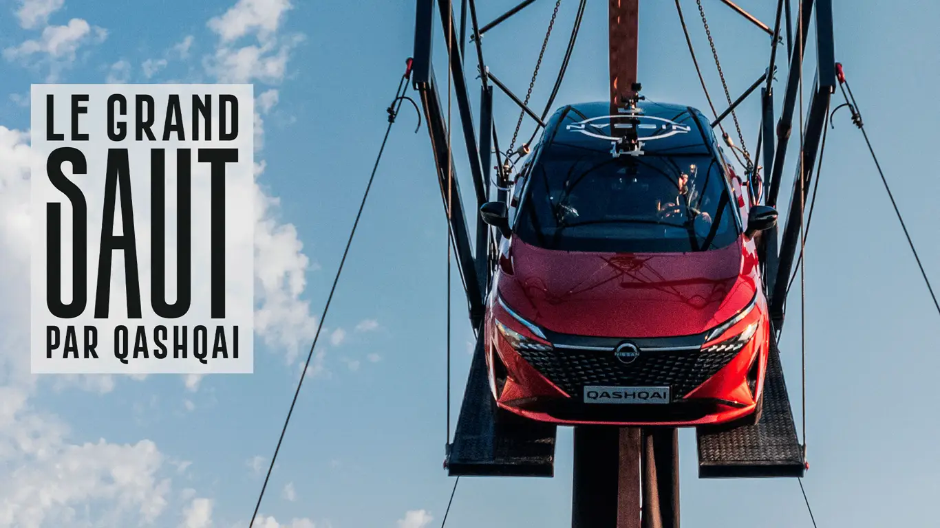 Nissan сбросил с крана Qashqai с водителем на борту