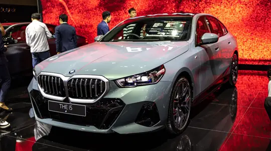 Типичная привычка любителя BMW привела к рекордному штрафу: 12 млн рублей за пустяк