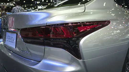 Автопроизводители взяли на вооружение: робот PixelPaint и его революционная точность в окраске авто 2024