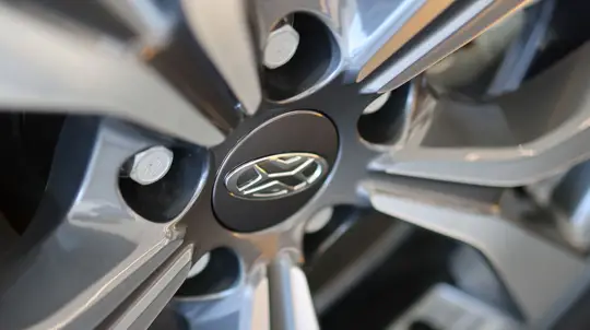 Новая восьмерка скоро выйдет на рынок: завод в Петербурге начал сборку модели