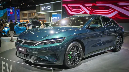 Китайские запчасти не подходят к китайским машинам: эксперт рассказал о ситуации на рынке