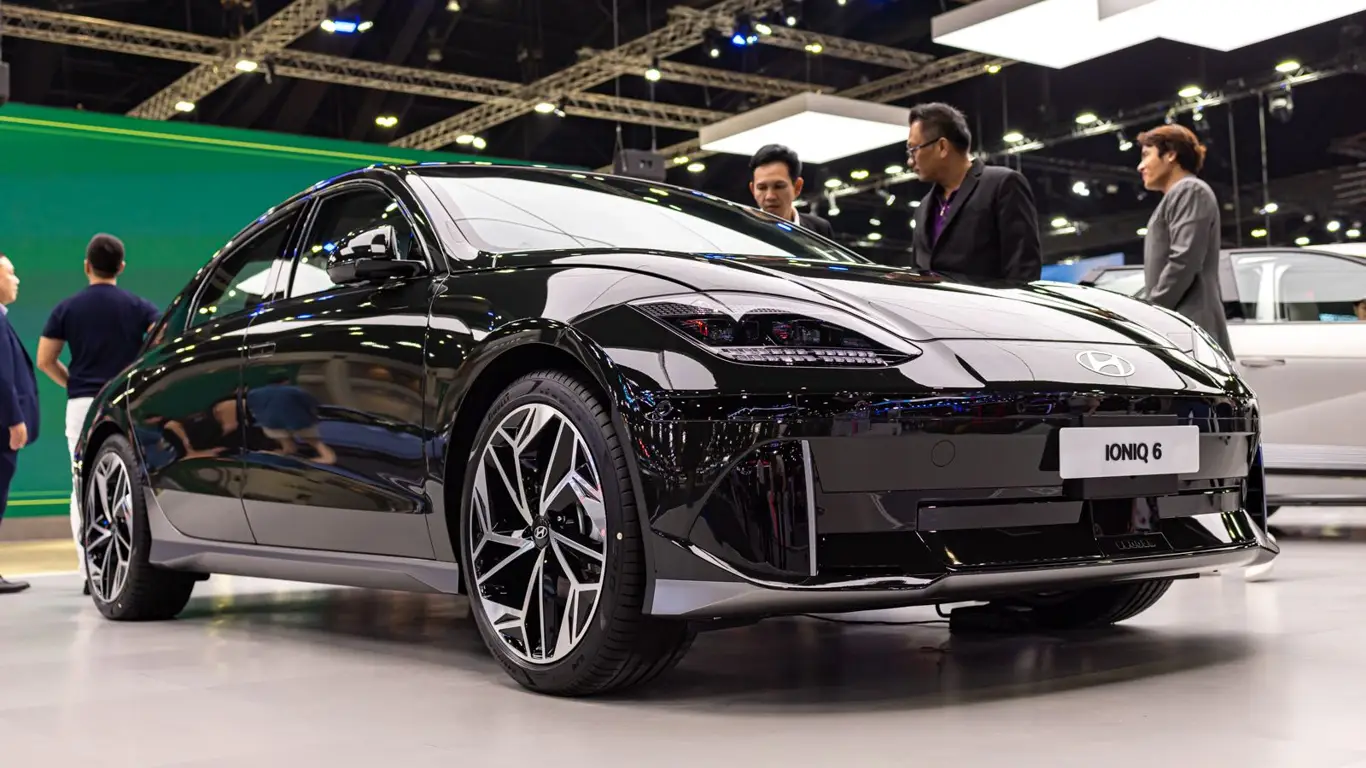 Корейцы решили перестраховаться: в Чехии начнется выпуск электромобилей Hyundai