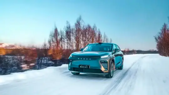 Караоке, невесомость и способность пережить российские зимы: премиальная новинка готовится покорить Россию